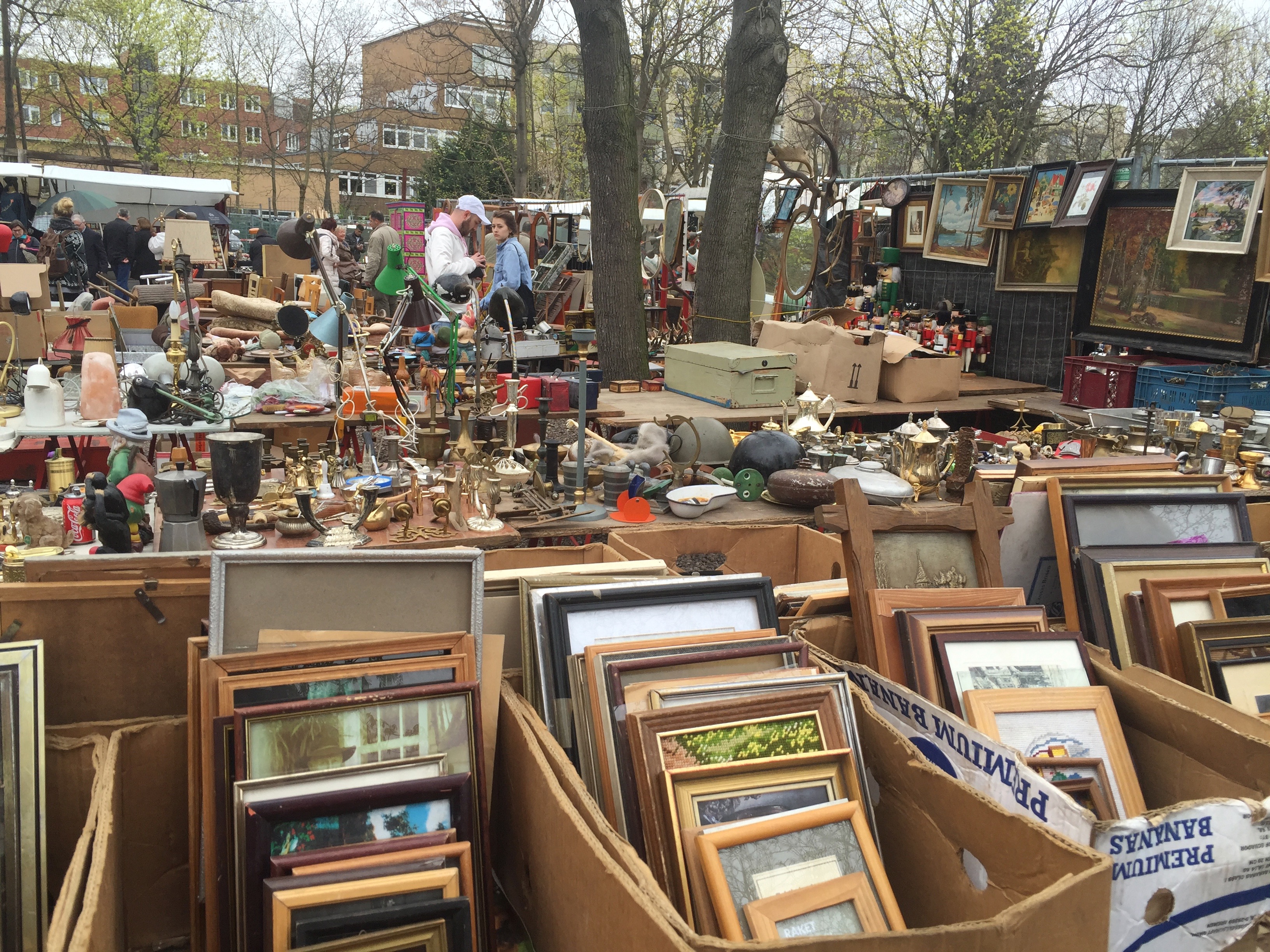 Flohmarkt Am Mauerpark In Berlin Offnungszeiten Adresse Und Flohmarkt Termine